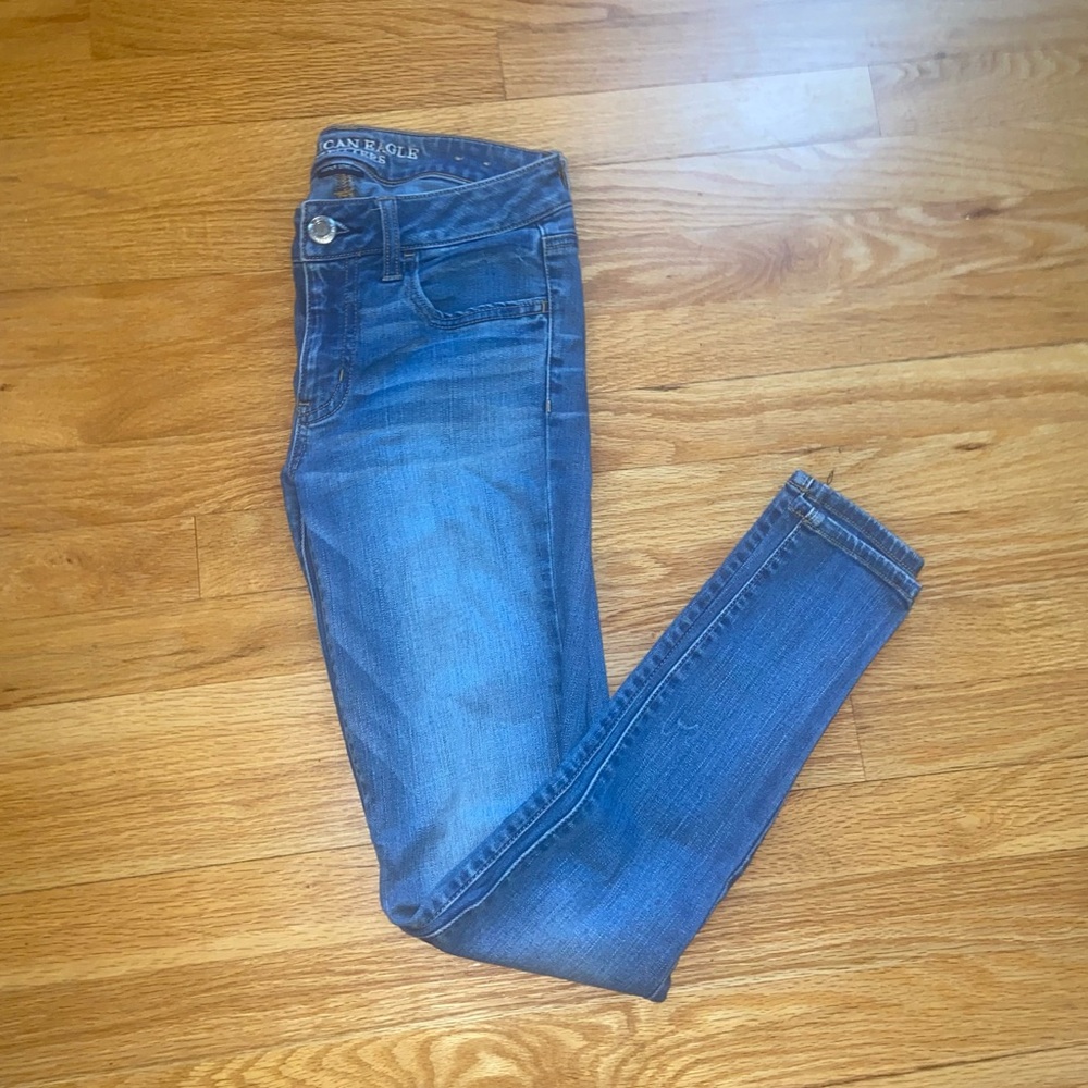 American Eagle medium wash jeans
